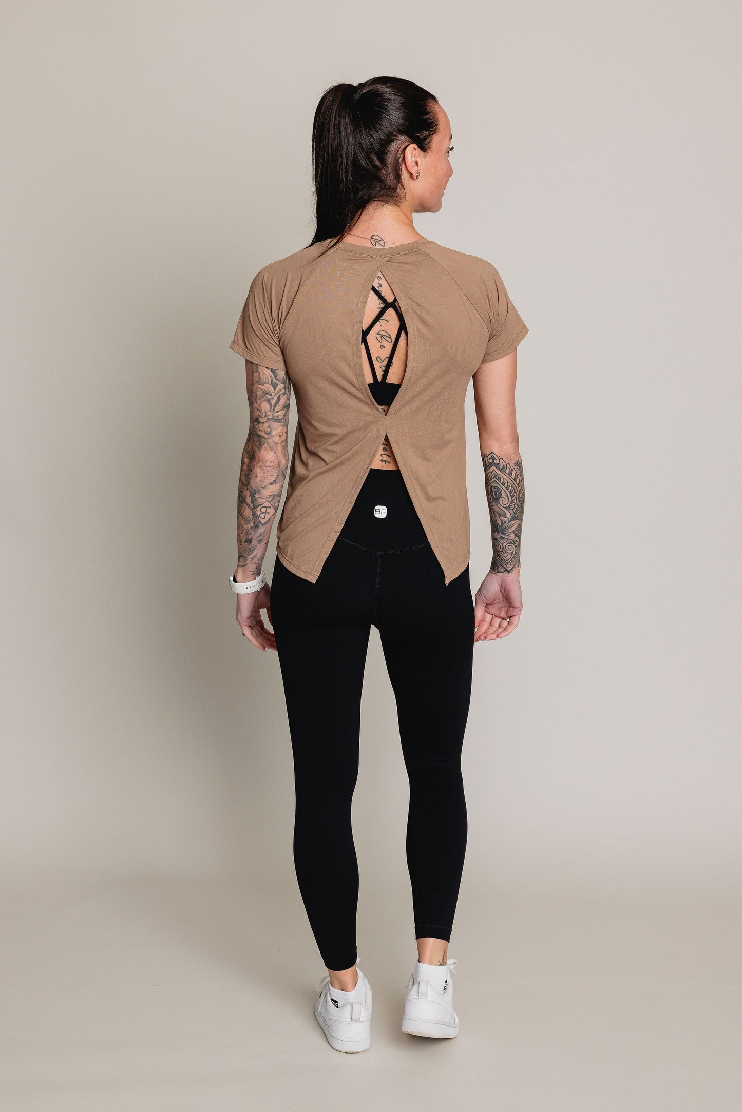 Chandail manches courtes FIERCE - Café