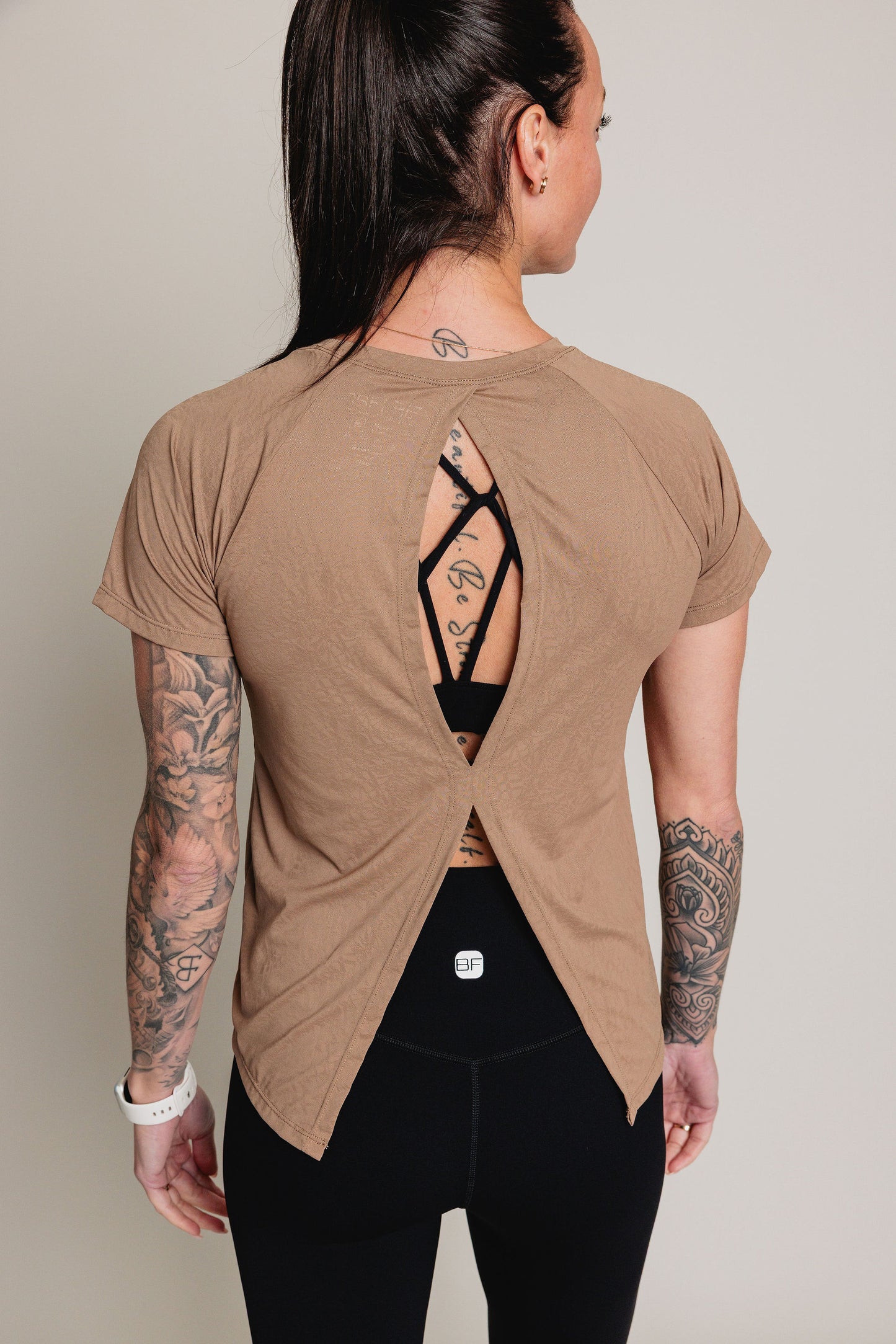 Chandail manches courtes FIERCE - Café