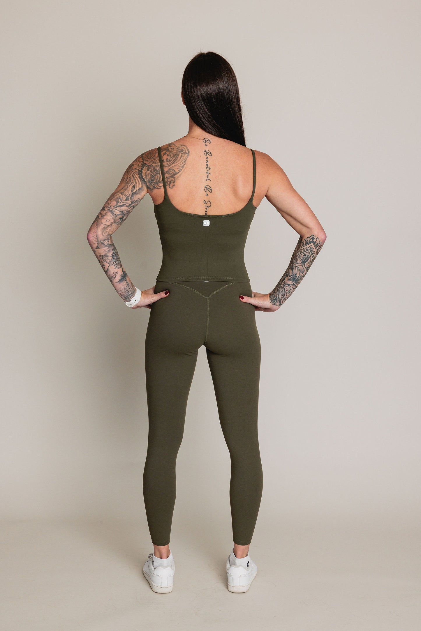 Camisole avec soutien intégré EQUILIBRE - Vert Olive