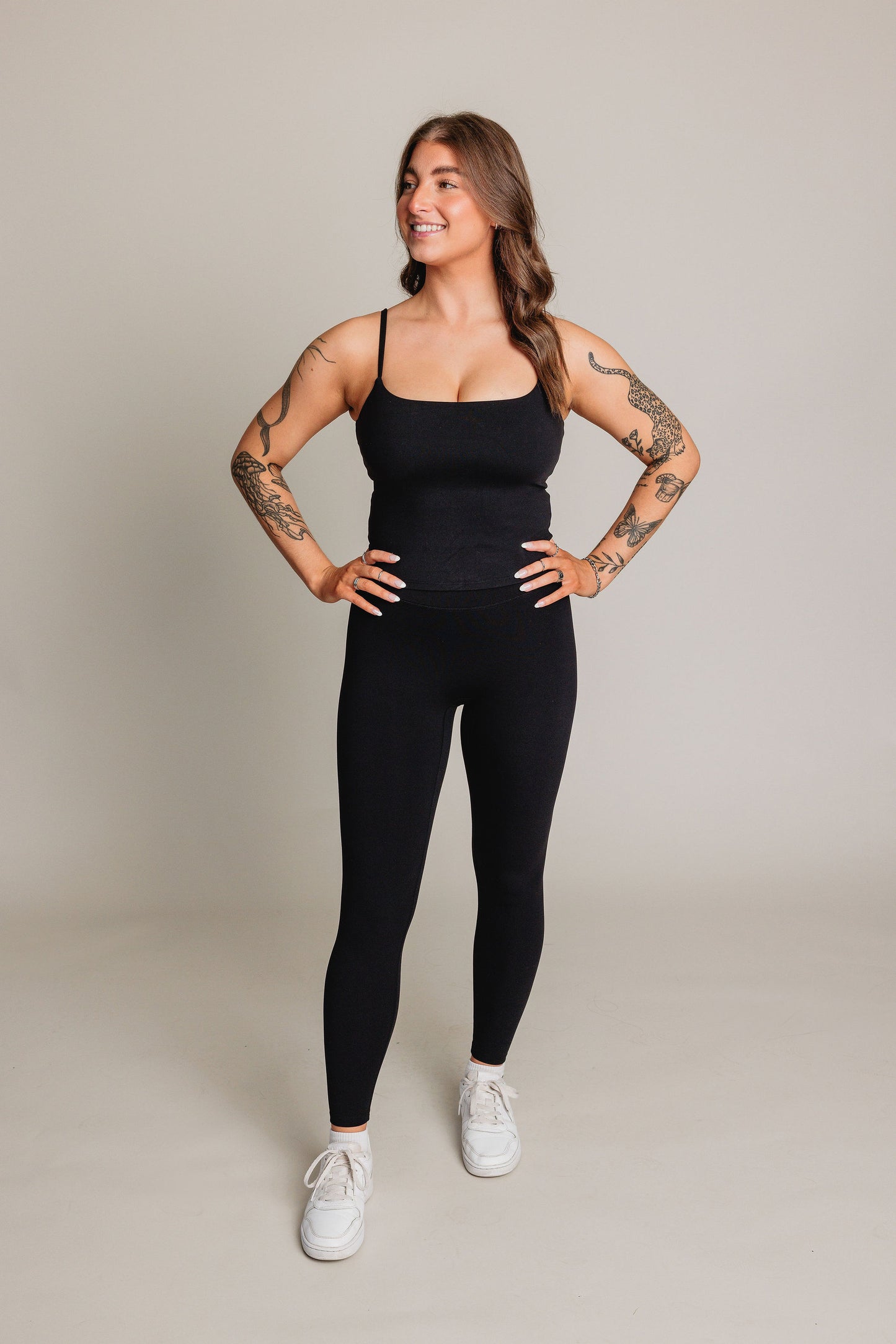 Camisole avec soutien intégré EQUILIBRE - Noir