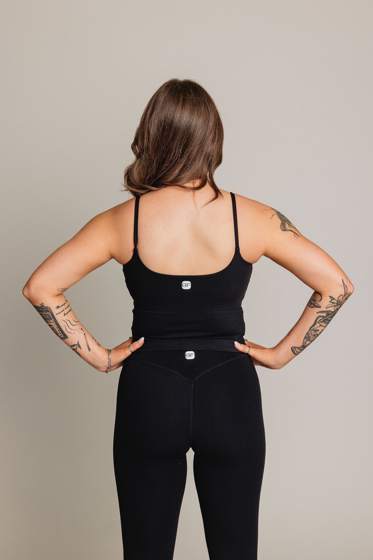 Camisole avec soutien intégré EQUILIBRE - Noir