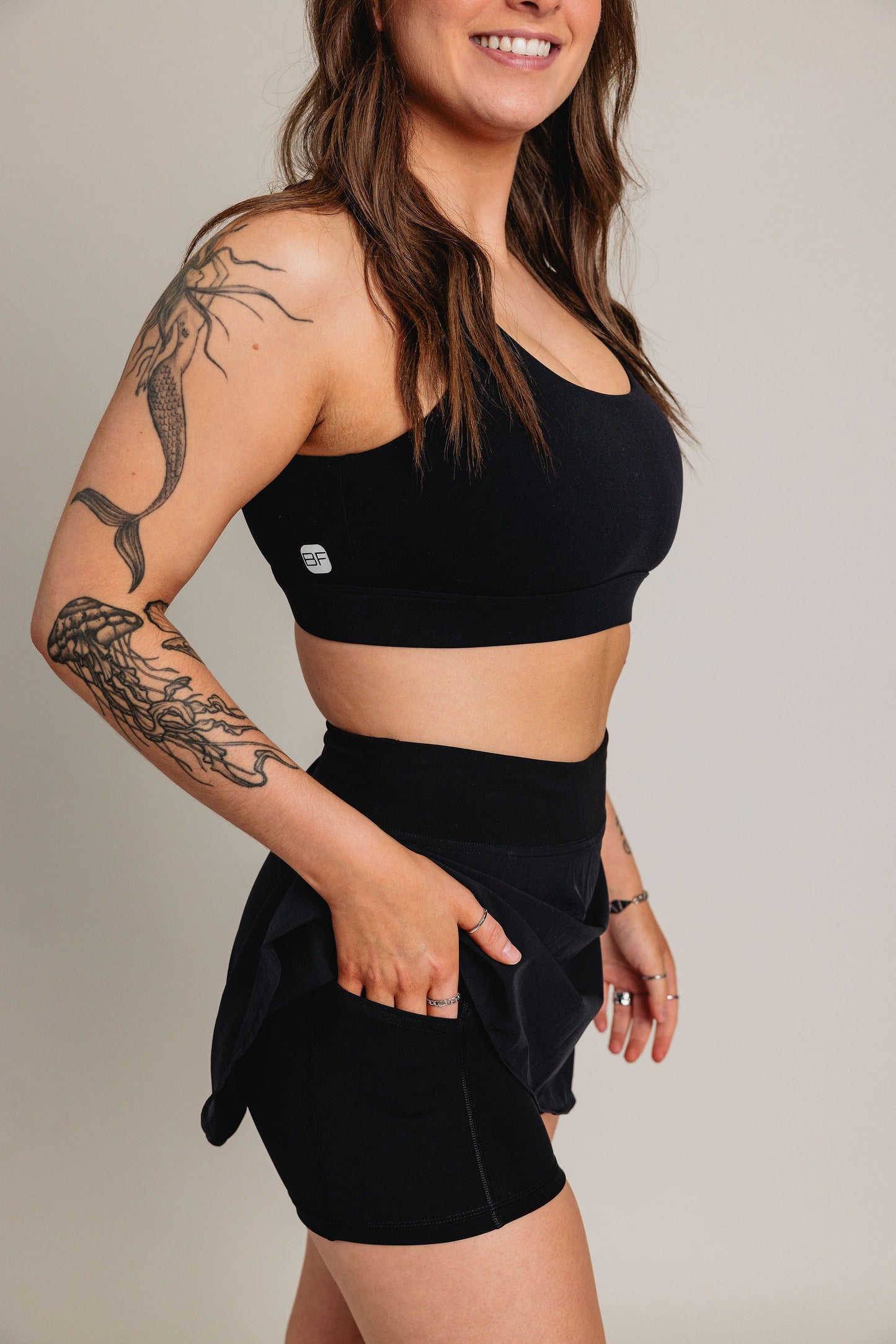 Jupe short [poche] APRIL - Noir