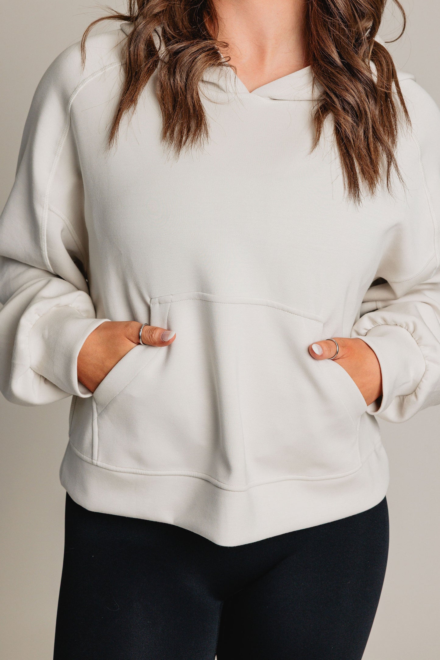 Chandail manches longues à capuchon BLAZE - Creme