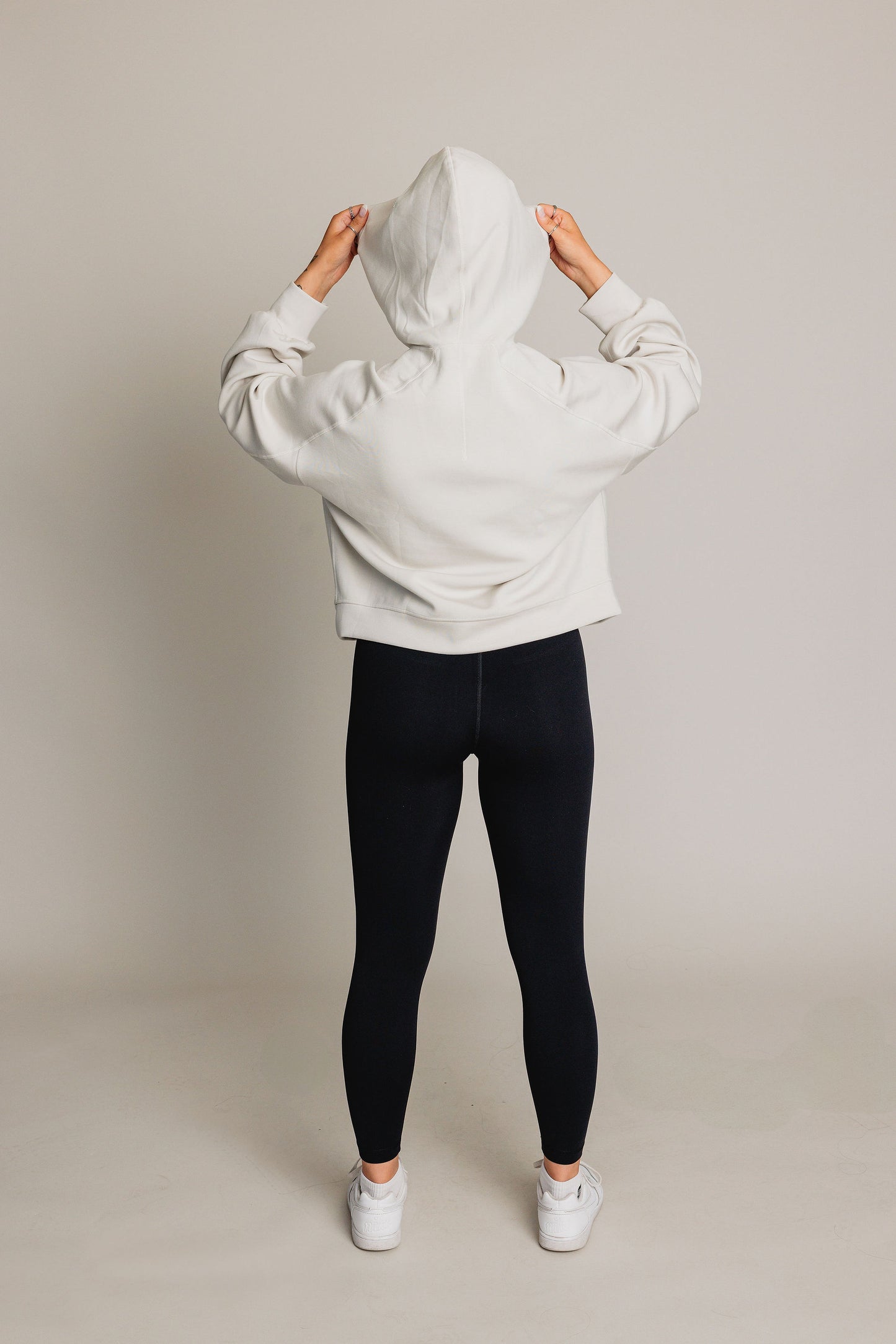 Chandail manches longues à capuchon BLAZE - Creme