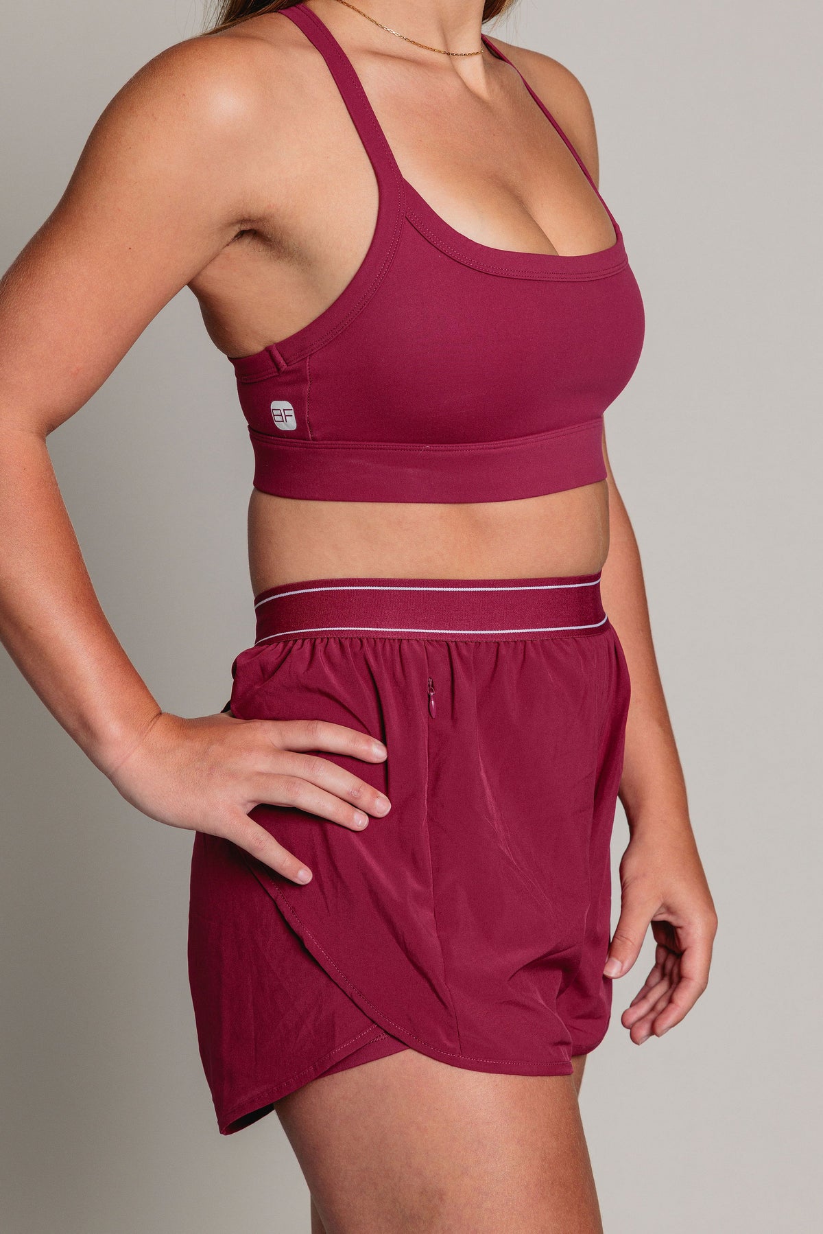 Short de course HYBRID - Cranberry